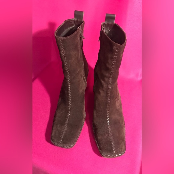 Linea Paolo Suede Ankle Boot - Picture 8 of 10